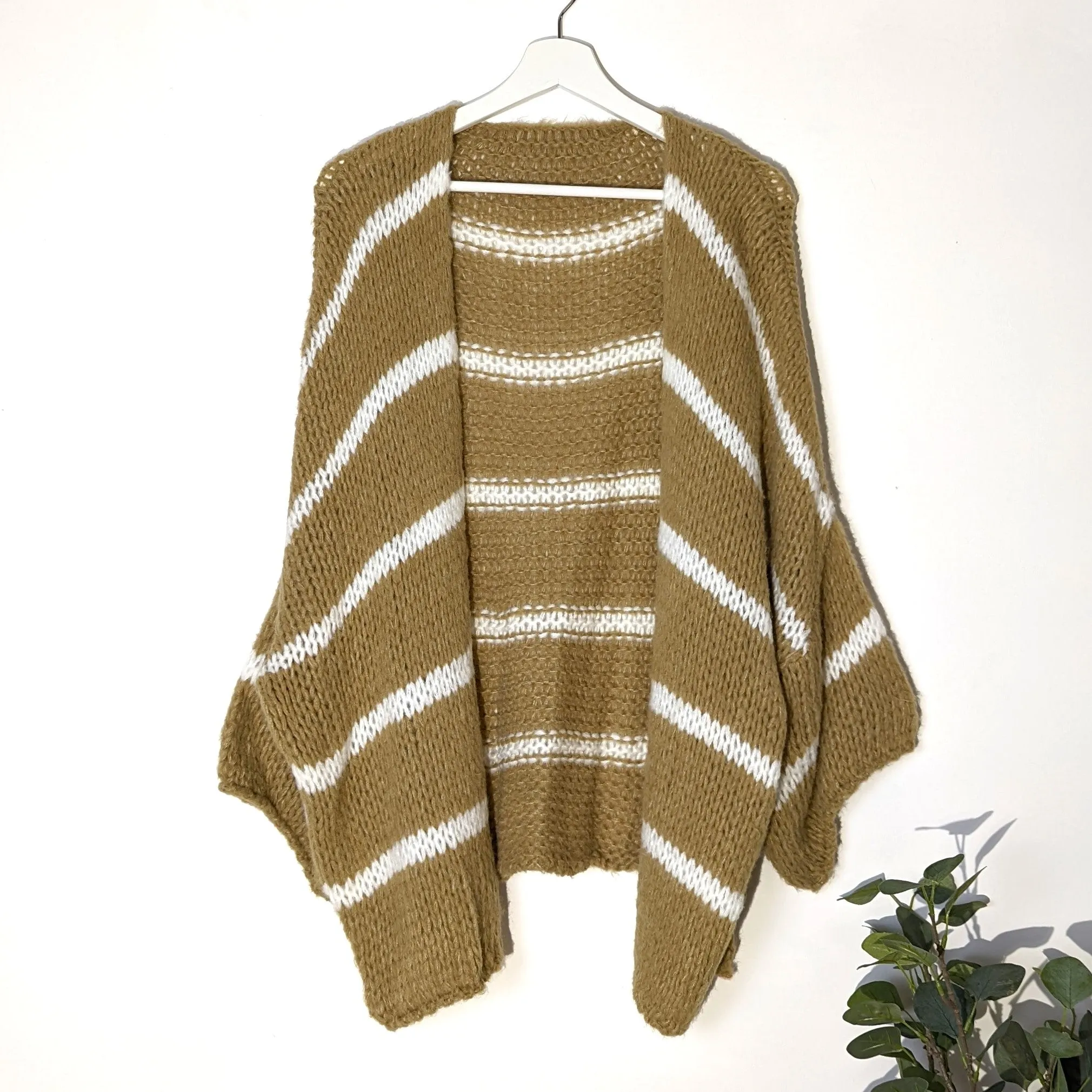 Alpaca and wool mix horizontal stripe cardigan (M-L)