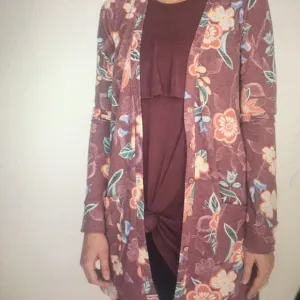 Essential Cardigan in Folk Floral Wine